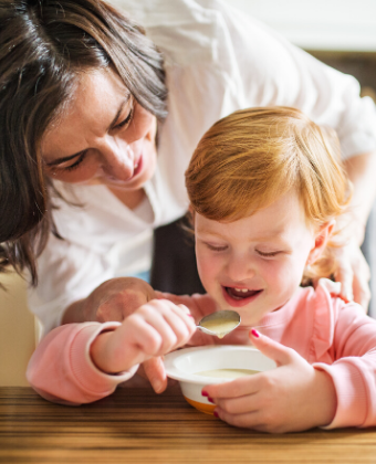 a la une site nounou assure aider un bebe qui ne mange pas